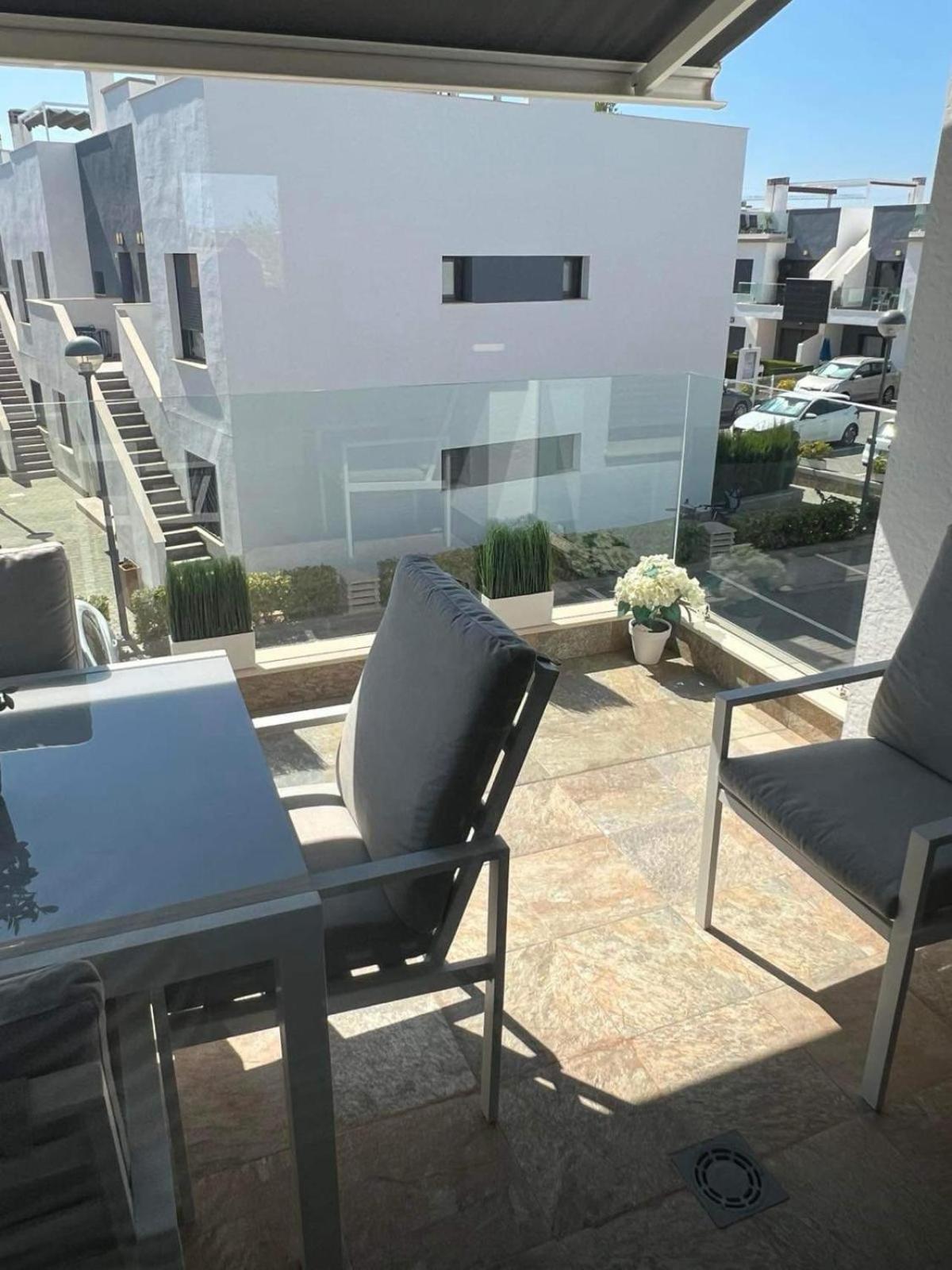 Lamar - Pilar De La Horadada Exteriör bild